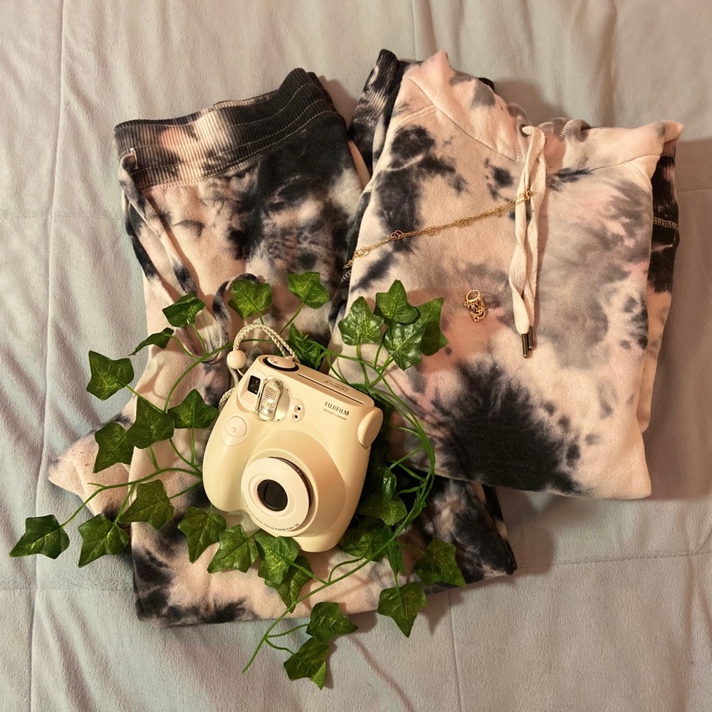 Tie dye jumpsuit set 💕🪴